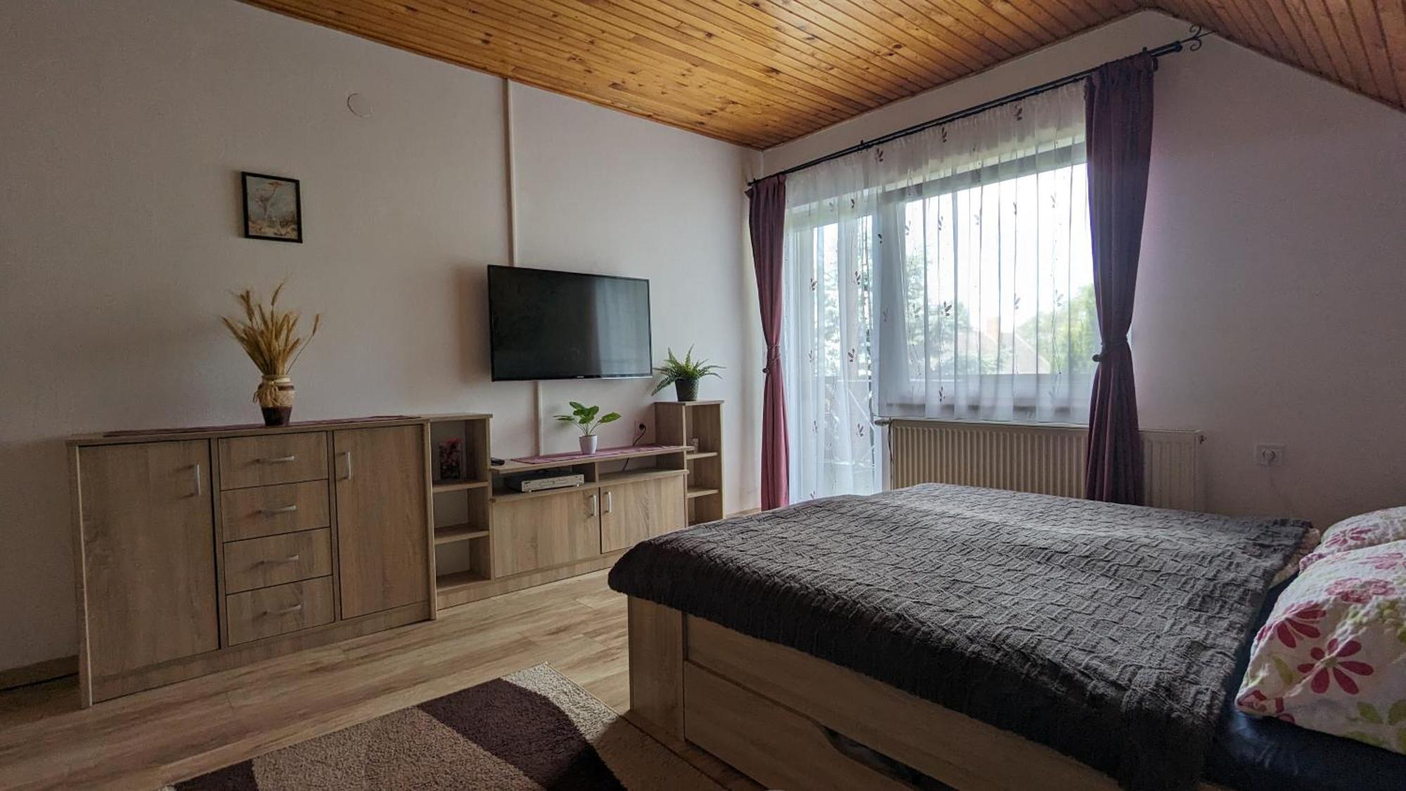 Viragos Apartman Balatonszárszó المظهر الخارجي الصورة