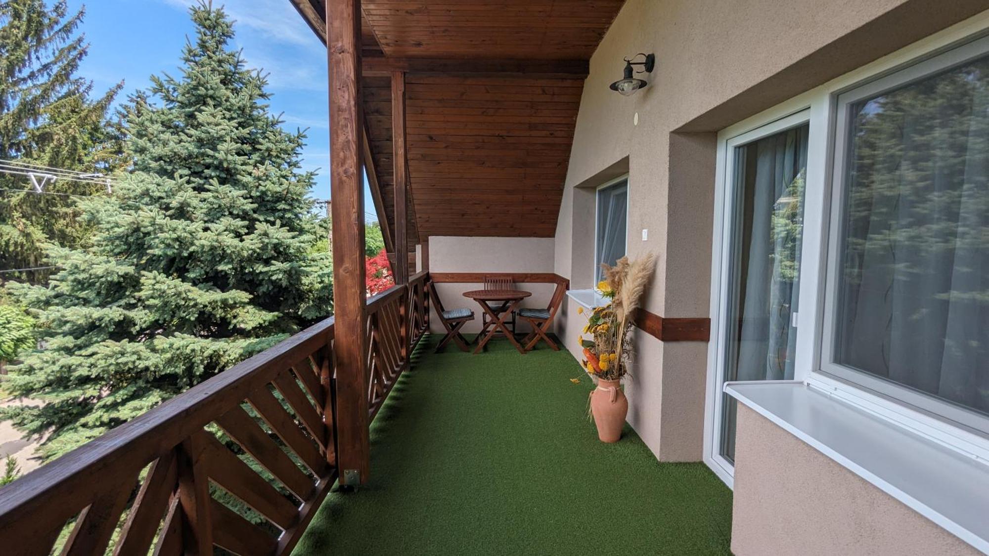 Viragos Apartman Balatonszárszó المظهر الخارجي الصورة